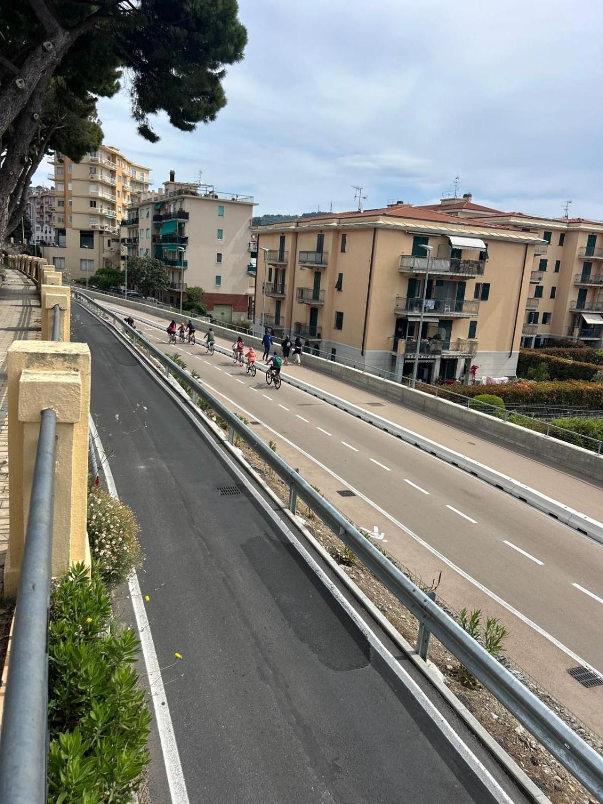 Appartamento Incantevole A 100Metri Dal Mare E Accanto Alla Pista Ciclabile Imperia Ngoại thất bức ảnh